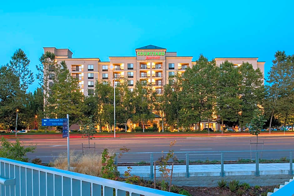 Courtyard by Marriott Seattle Sea-Tac Area
