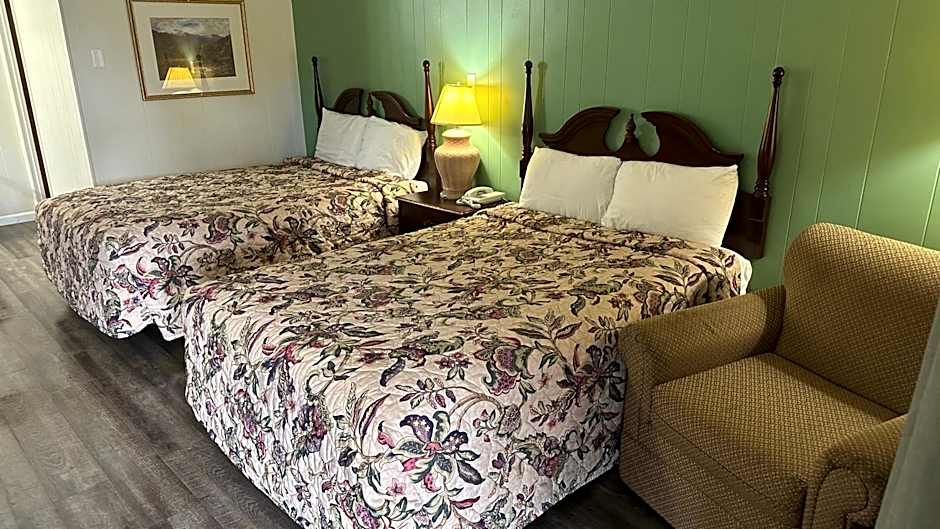 Colonial Inn Franklin