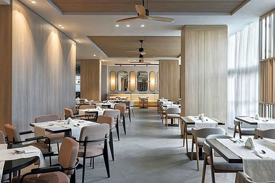 Four Points by Sheraton Sunny Beach
