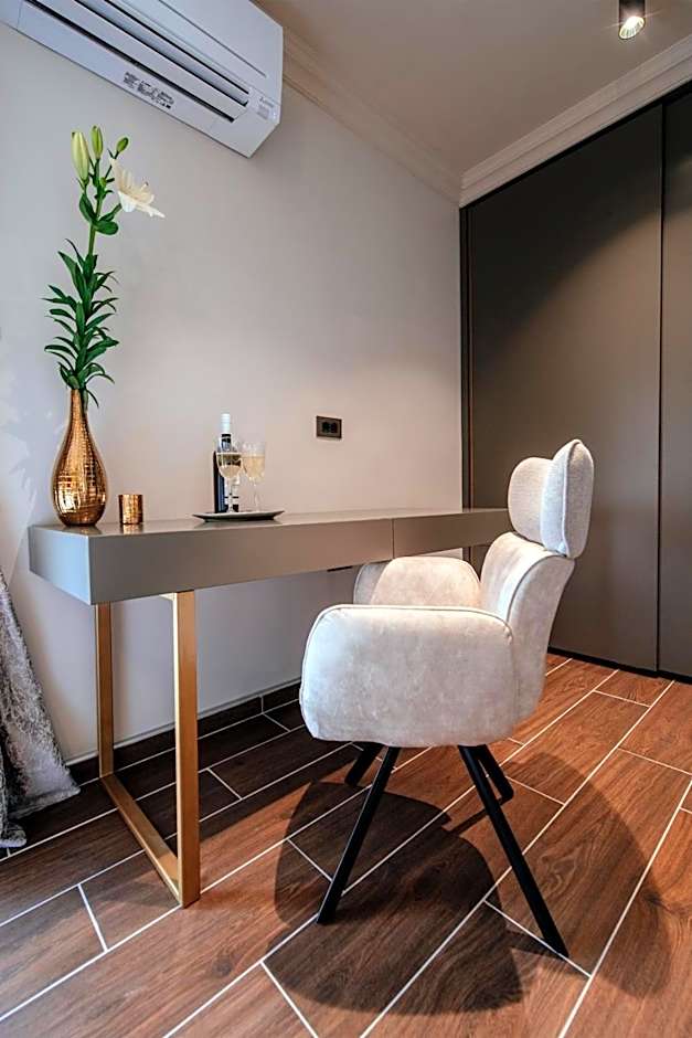 Luxury Rooms VINDEMIÆ