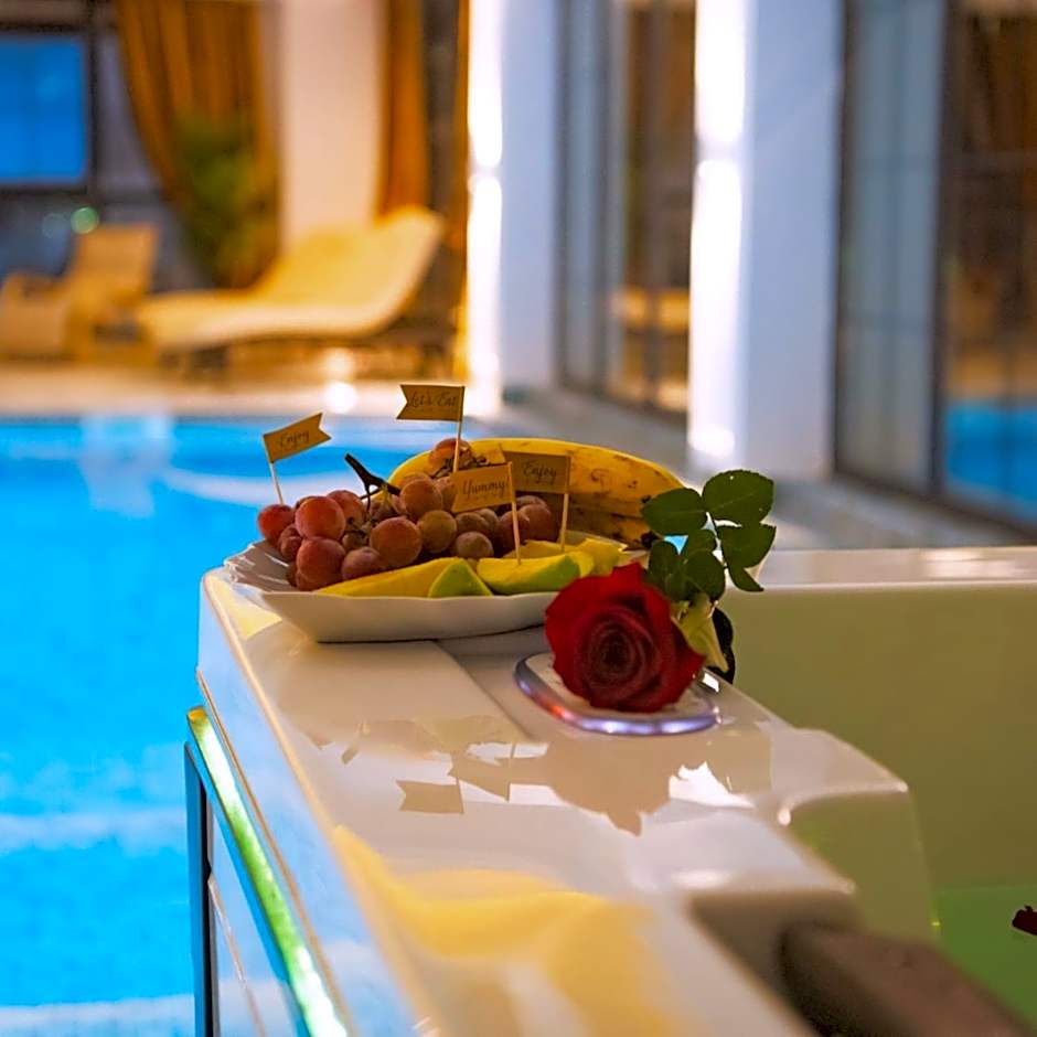 Hotel NOBLESSE Boutique&Spa