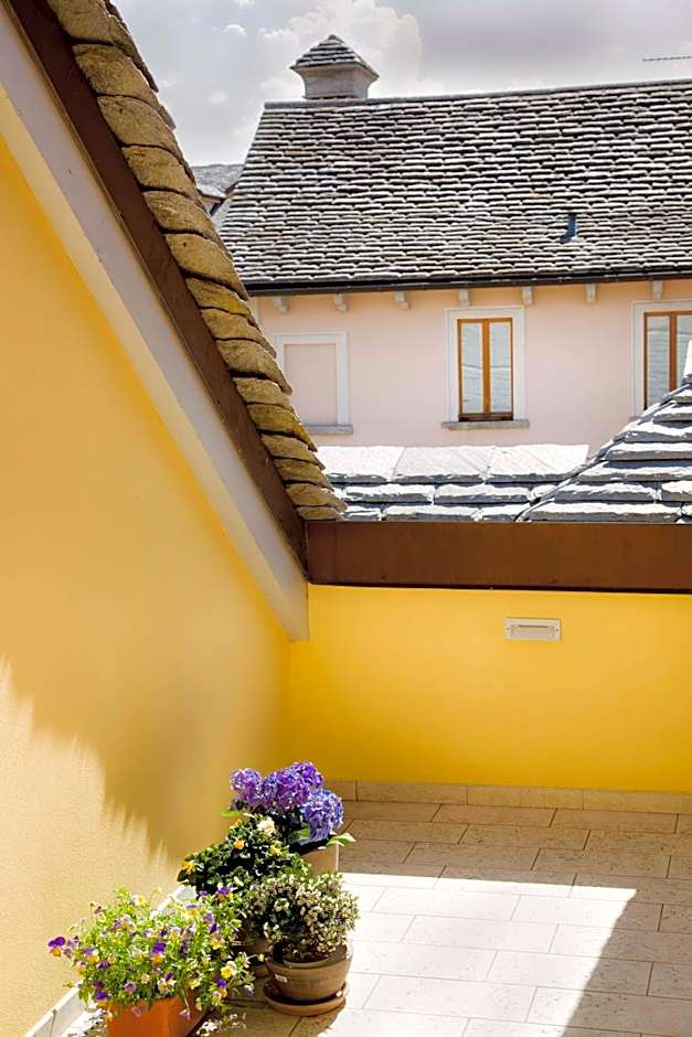 Photo 1 of 6 of Apartment, Terrace