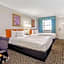 La Quinta Inn & Suites by Wyndham Tampa Bay Pinellas Park Clearw