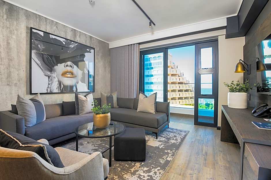 The Capital Pearls Hotel