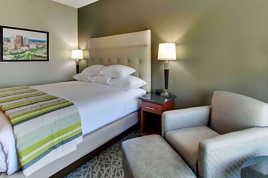 Drury Inn & Suites Cleveland Beachwood