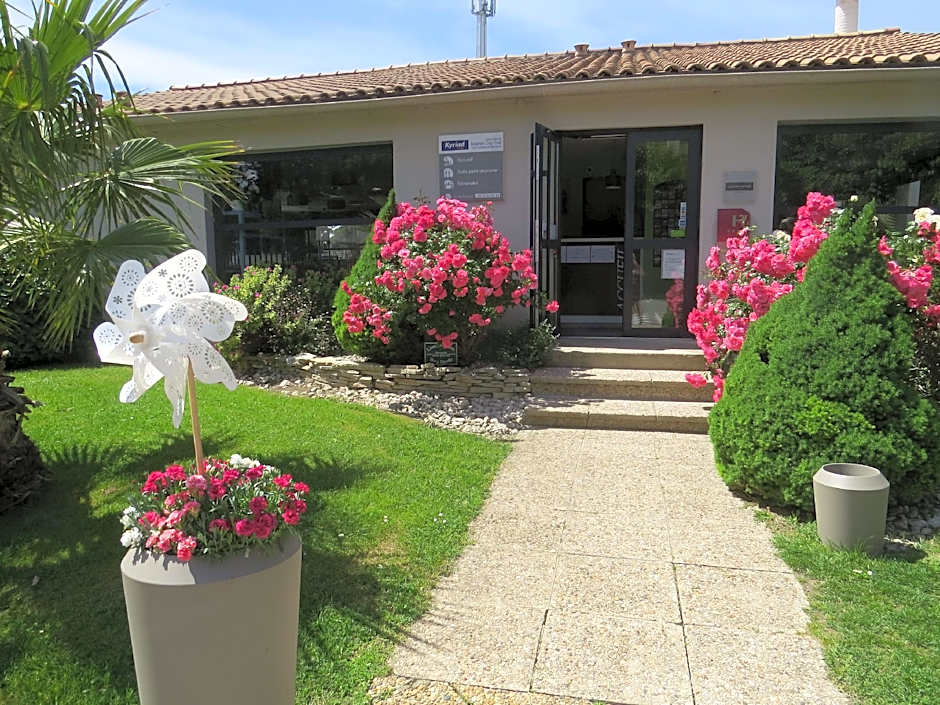 Kyriad Avignon Cap Sud