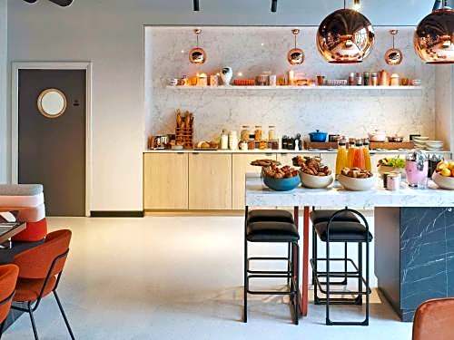 Tribe Paris Saint Ouen