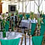 Island Tropic Hotel and Restaurant