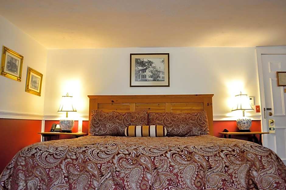 The Quechee Inn at Marshland Farm