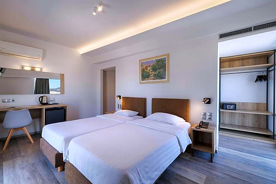 Xenophon Hotel