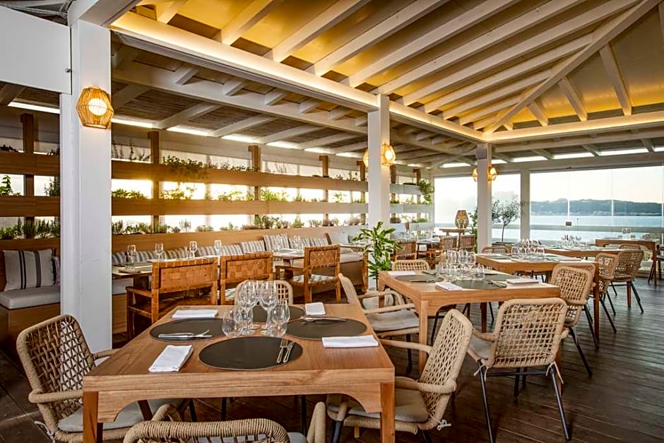 Mangia's Santa Teresa Sardinia, Curio Collection by Hilton