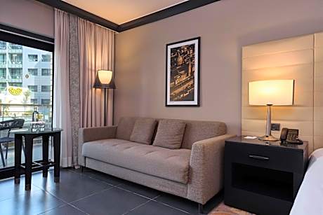 Premium King Room - Opal Lounge Access