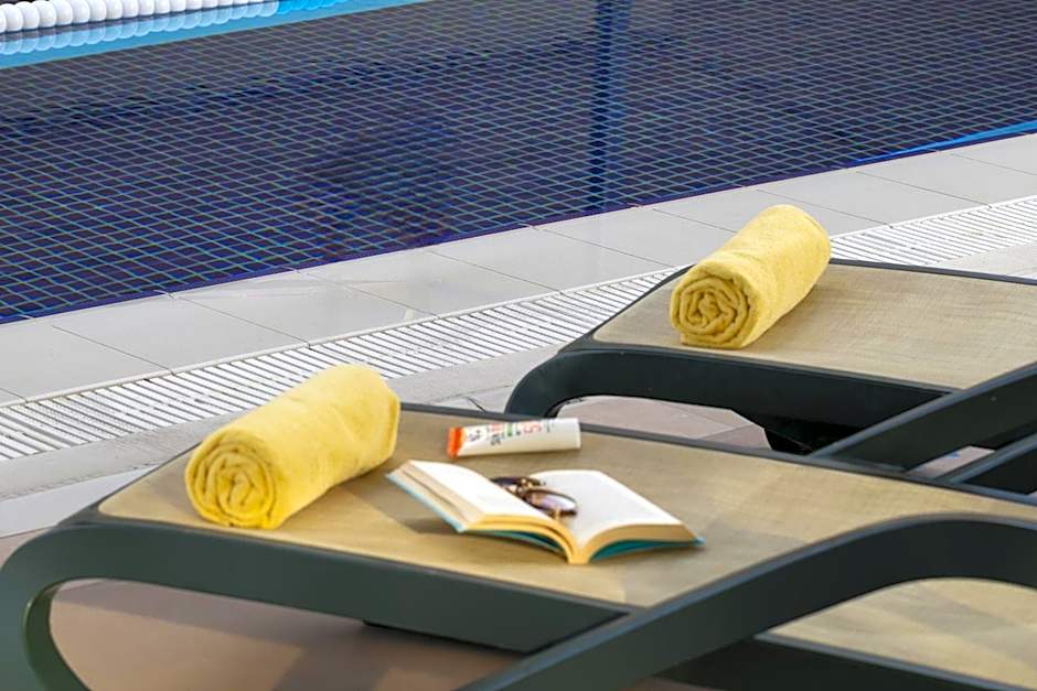 Titanic Business Kartal