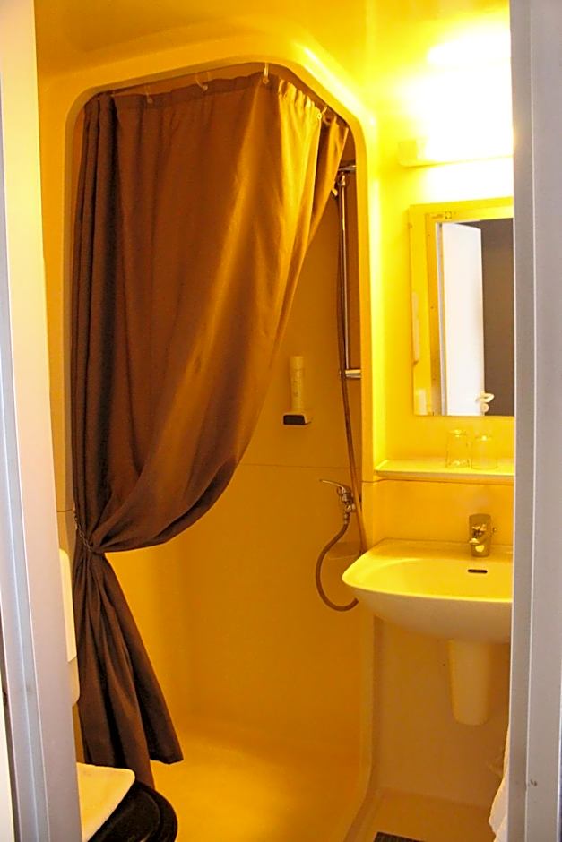 Hôtel Crocus Caen Mémorial