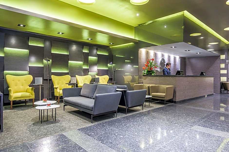 NH Collection Bogota Terra 100 Royal