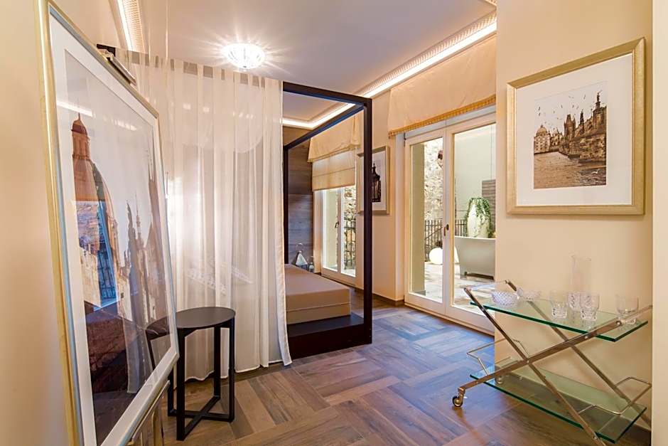 Rubin Luxury Apartments