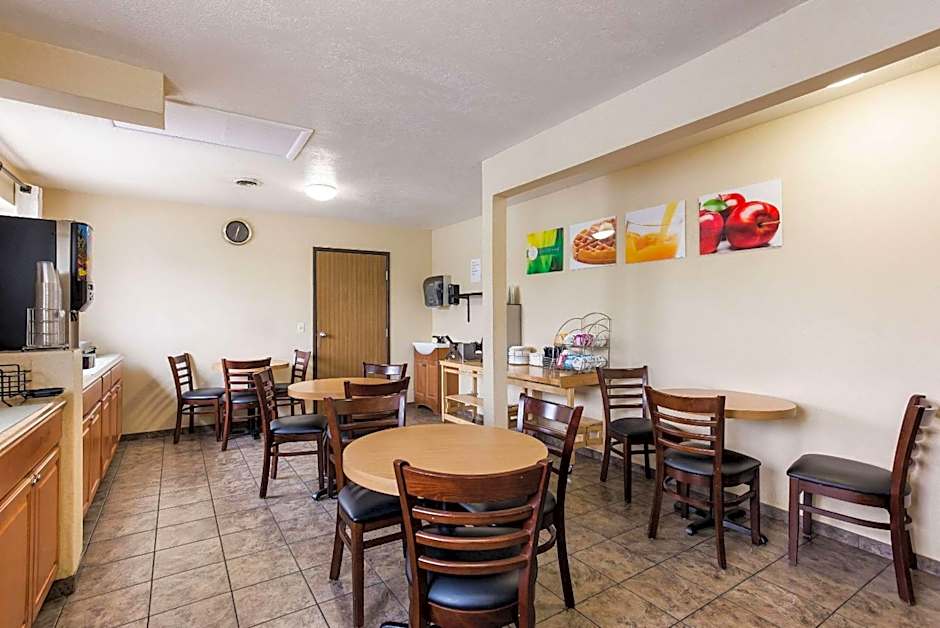 Quality Inn Airport