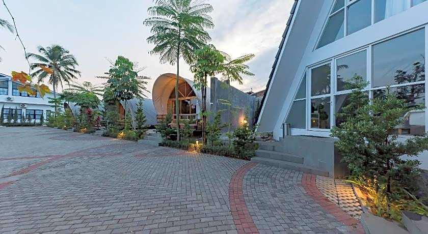 Urbanview Hotel Khayrizsan Tasikmalaya by RedDoorz