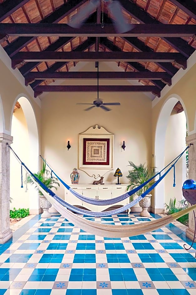 Casa Lecanda Boutique Hotel