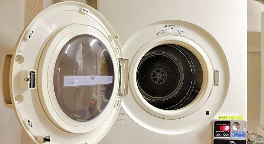 OYO Business Hotel Suehiro Matsuyama