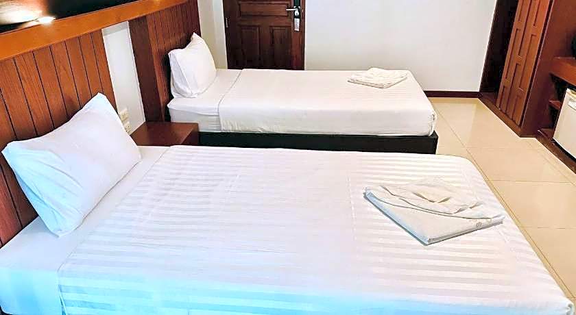 Deva Suites Patong Hotel