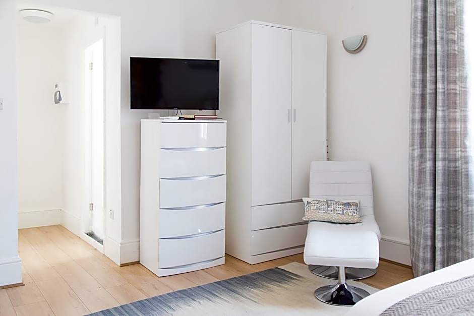 Cambridge City Studios by Paymán Club