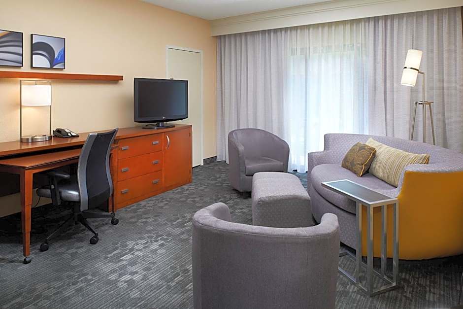 Courtyard by Marriott Lexington North