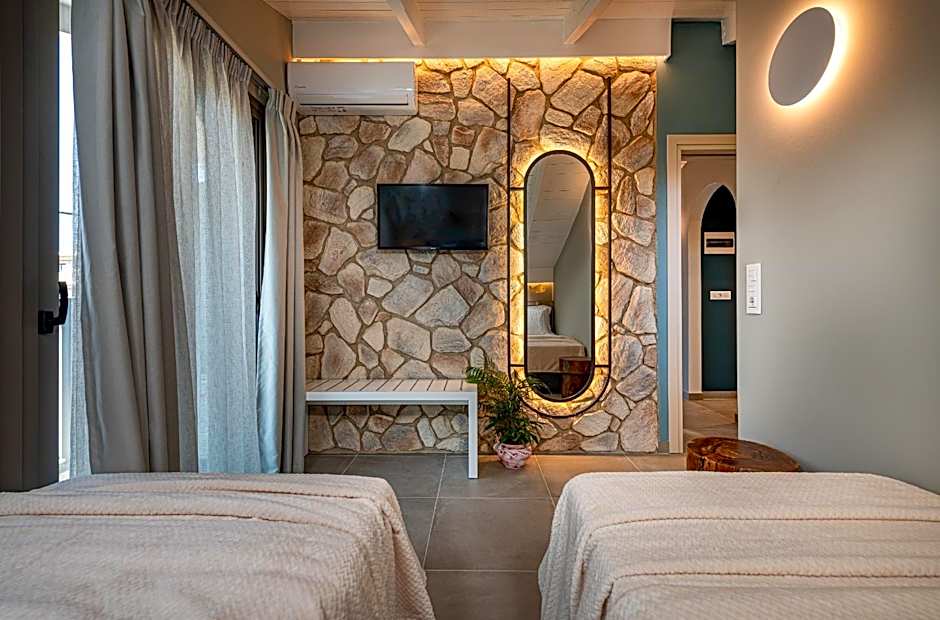 Horizon Apartments - Beachfront Luxury, by ZanteWize