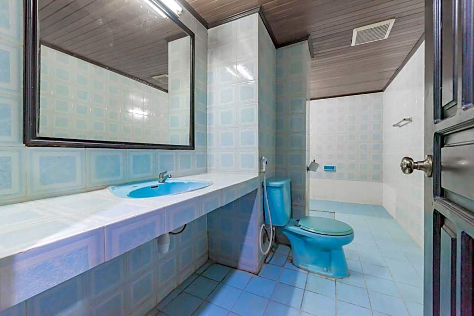 RedDoorz near Plaza Balikpapan