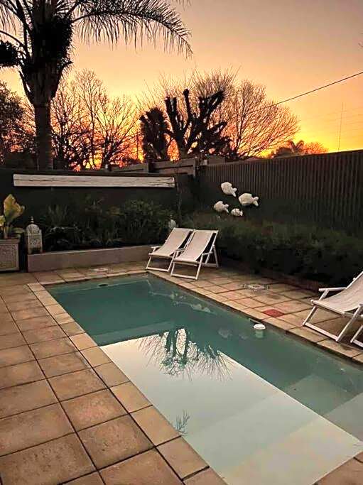 The Minimalist Hide away