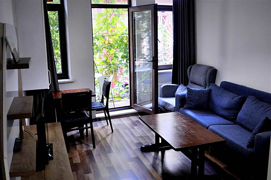 Mimoza İstiklal Apart Hotel
