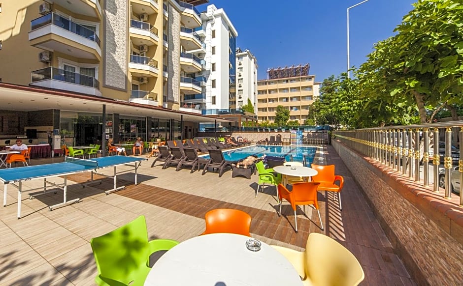 Kleopatra Ada Beach Hotel