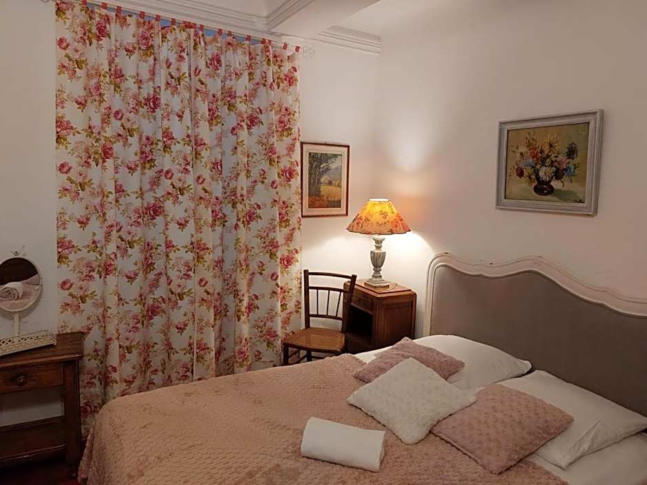 Maison Barnoin-Chambres et villas au calme proche Nice