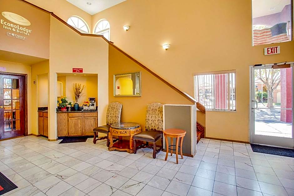 Econo Loge Inn & Suites Albuquerque East I-40 Eubank Exit