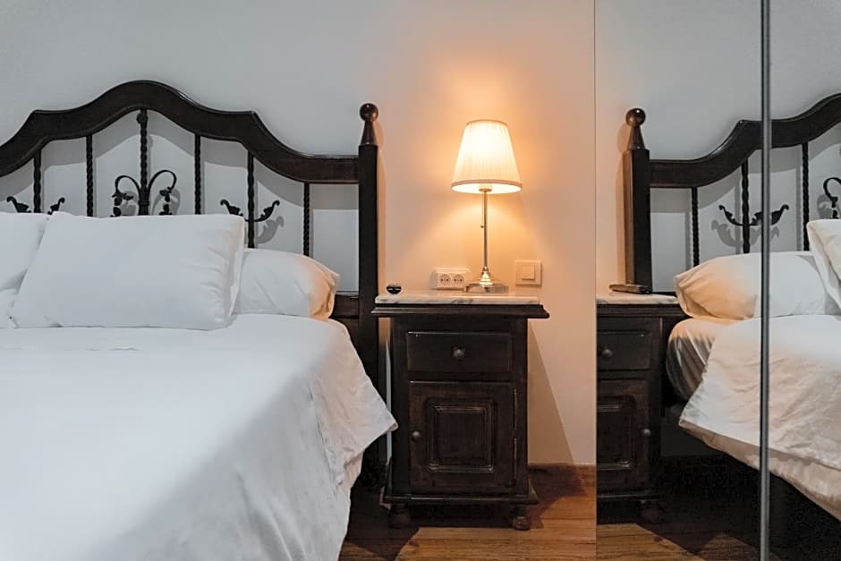 Santa Ana Suite & Rooms