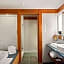 Willows Lodge