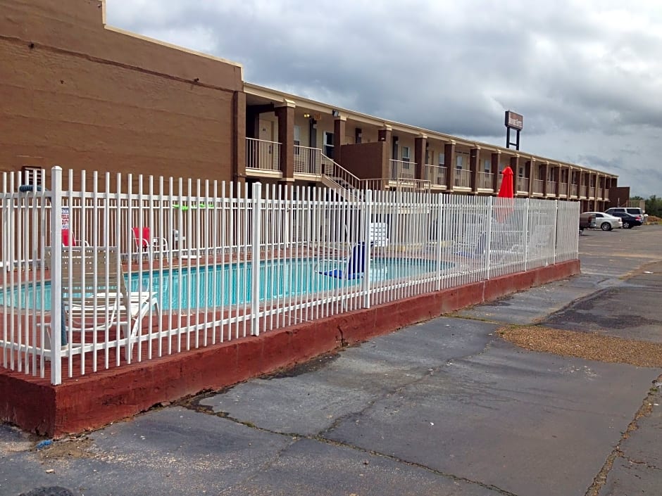The Brooke Hotel