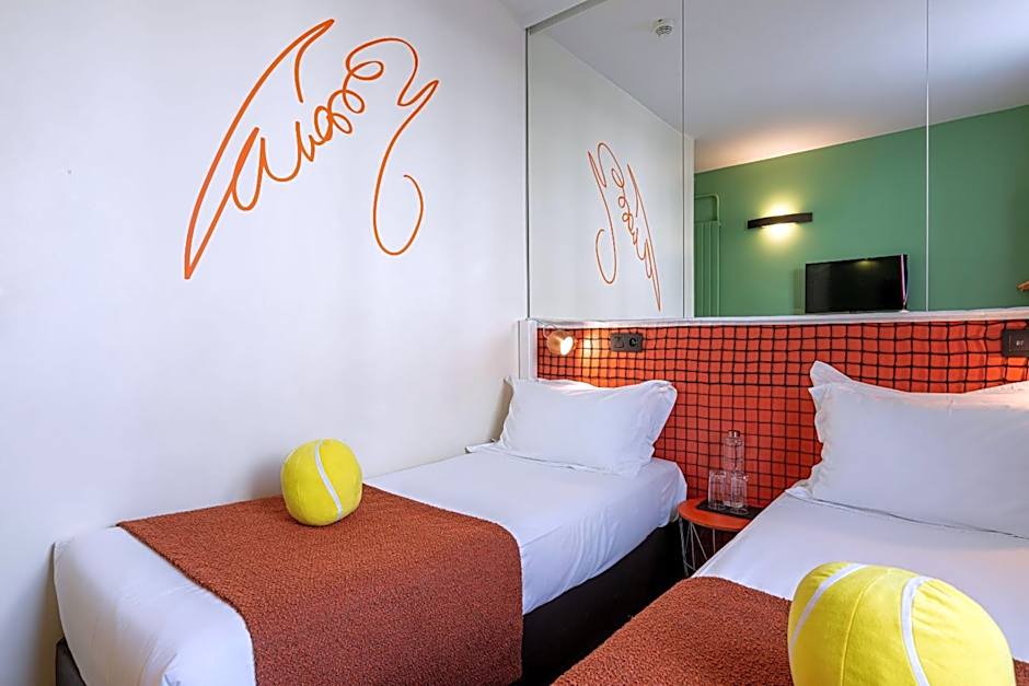 Hotel Olympic by Patrick Hayat