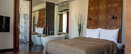 Suite with Balcony