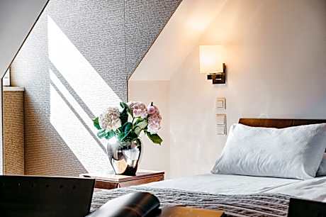 Classic Twin Room