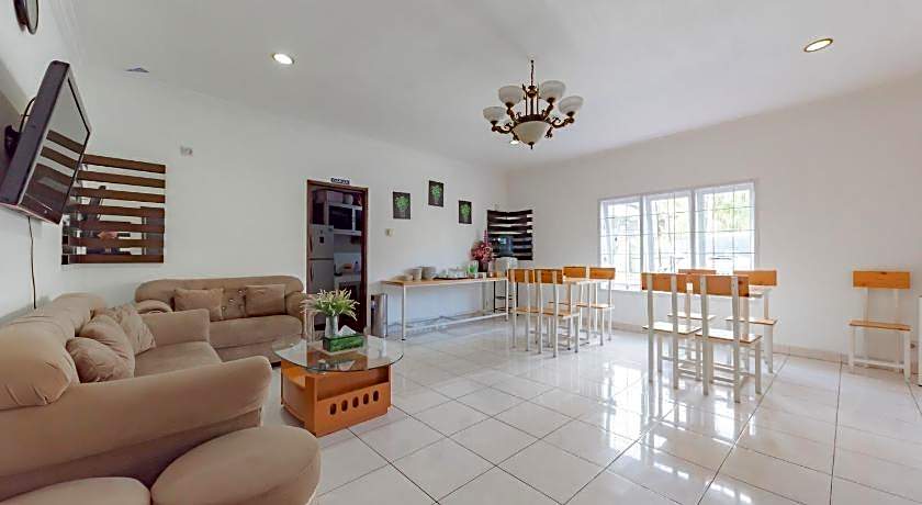 RedDoorz Syariah near Taman Bekapai 2