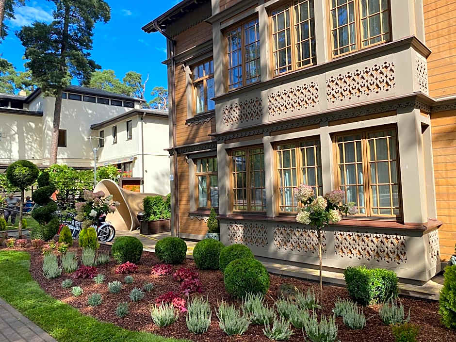 Villa Alvīne Family Apart-Hotel