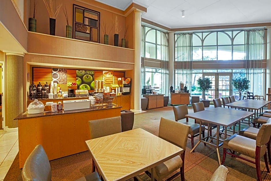 La Quinta Inn Ste Hou Galleria – Houston, TX