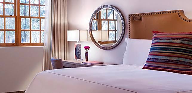 Rosewood Inn of the Anasazi