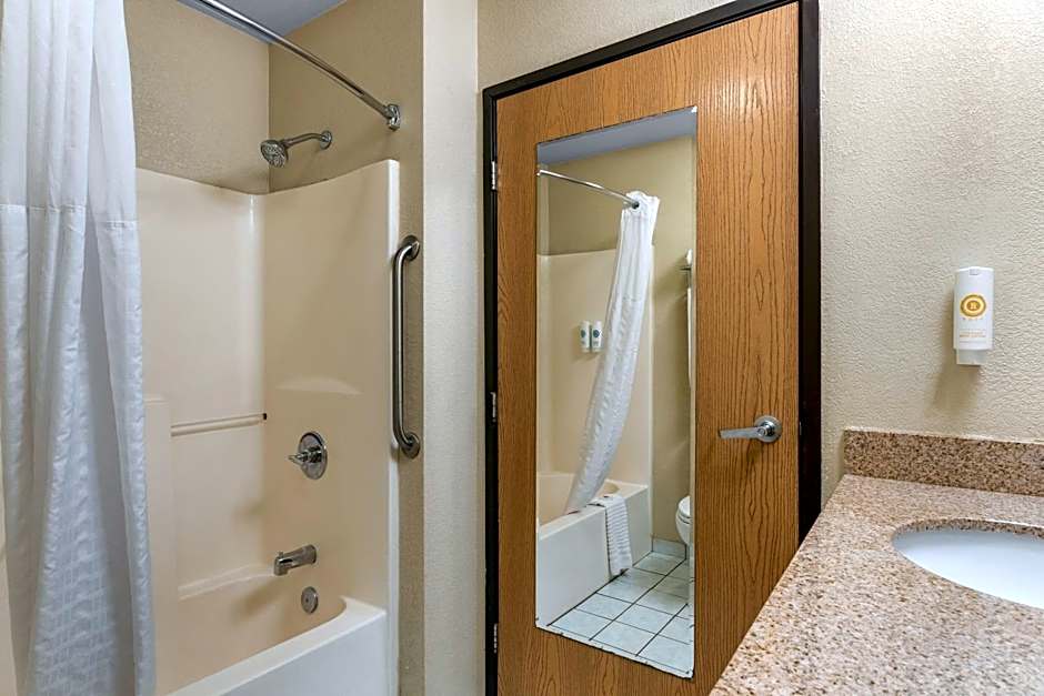 Comfort Inn & Suites Greeley