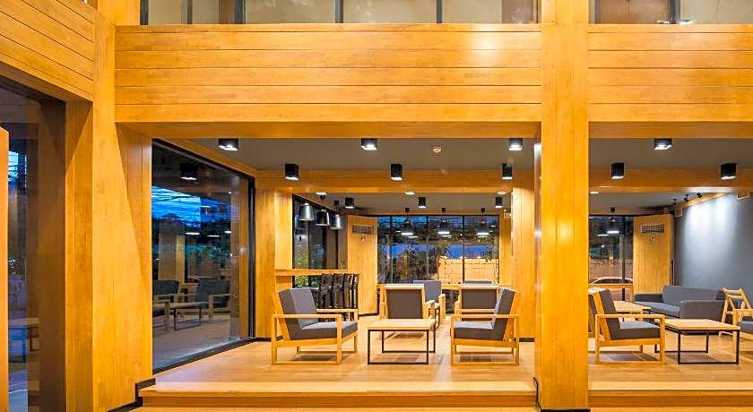 Asana Hotel & Residence