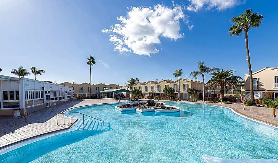 Villetta Green oasis club