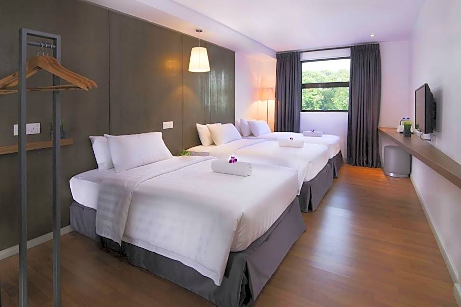 T+ Hotel Butterworth