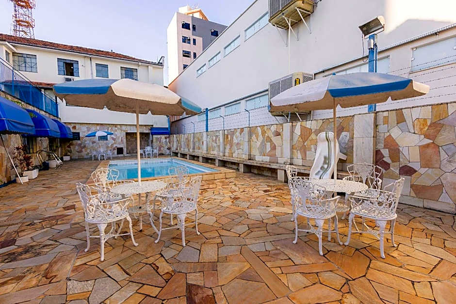 Suíte no Centro de Caxambu - Poucos metros do Parque