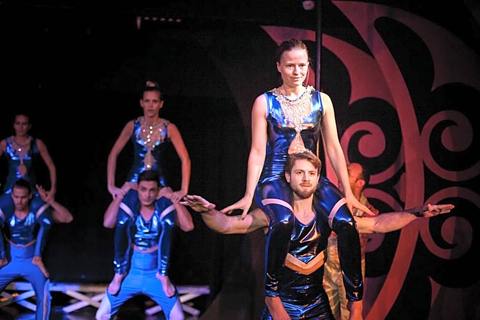 ROBINSON ALPENROSE Zürs